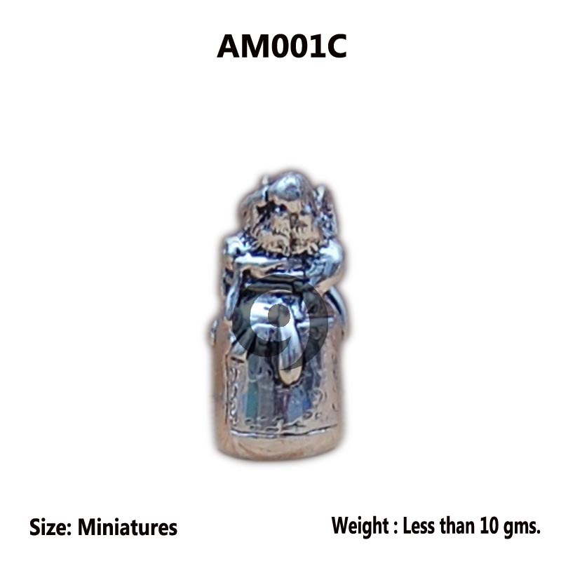 AM001C