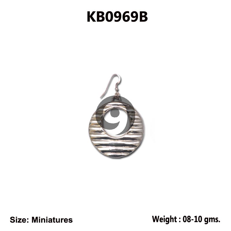 EARRING